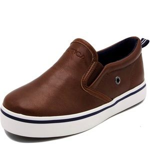 New Nautica Boys 2 Akeley Boat Shoes Leather brown spring Communion Loafers NIB